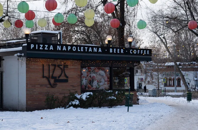 A Lizsé pavilonja hóban